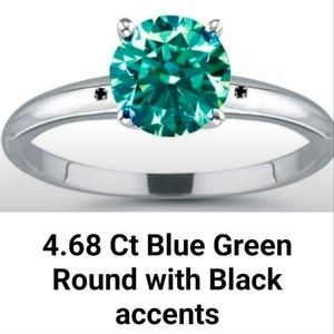 4.68 Ct Blue Green Round Moissanite